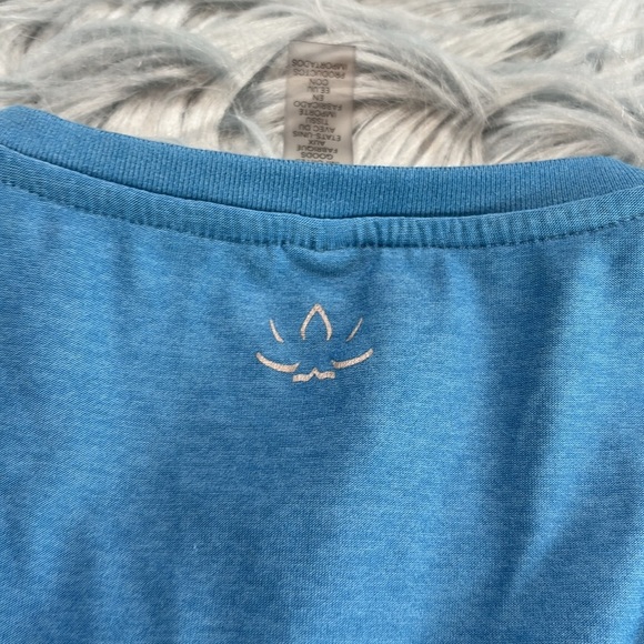 Beyond Yoga Spacedye Blue Featherweight Tank sz XS - Picture 9 of 9